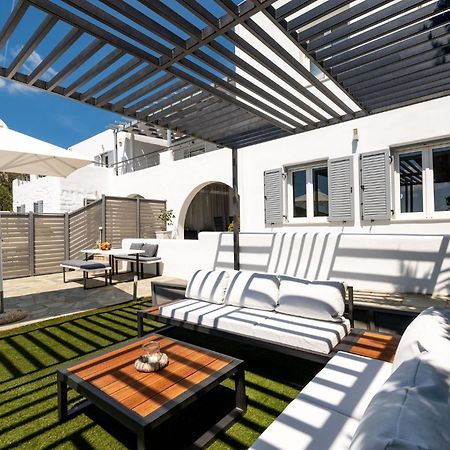 Azzurro Bianco Suites Páros 外观 照片