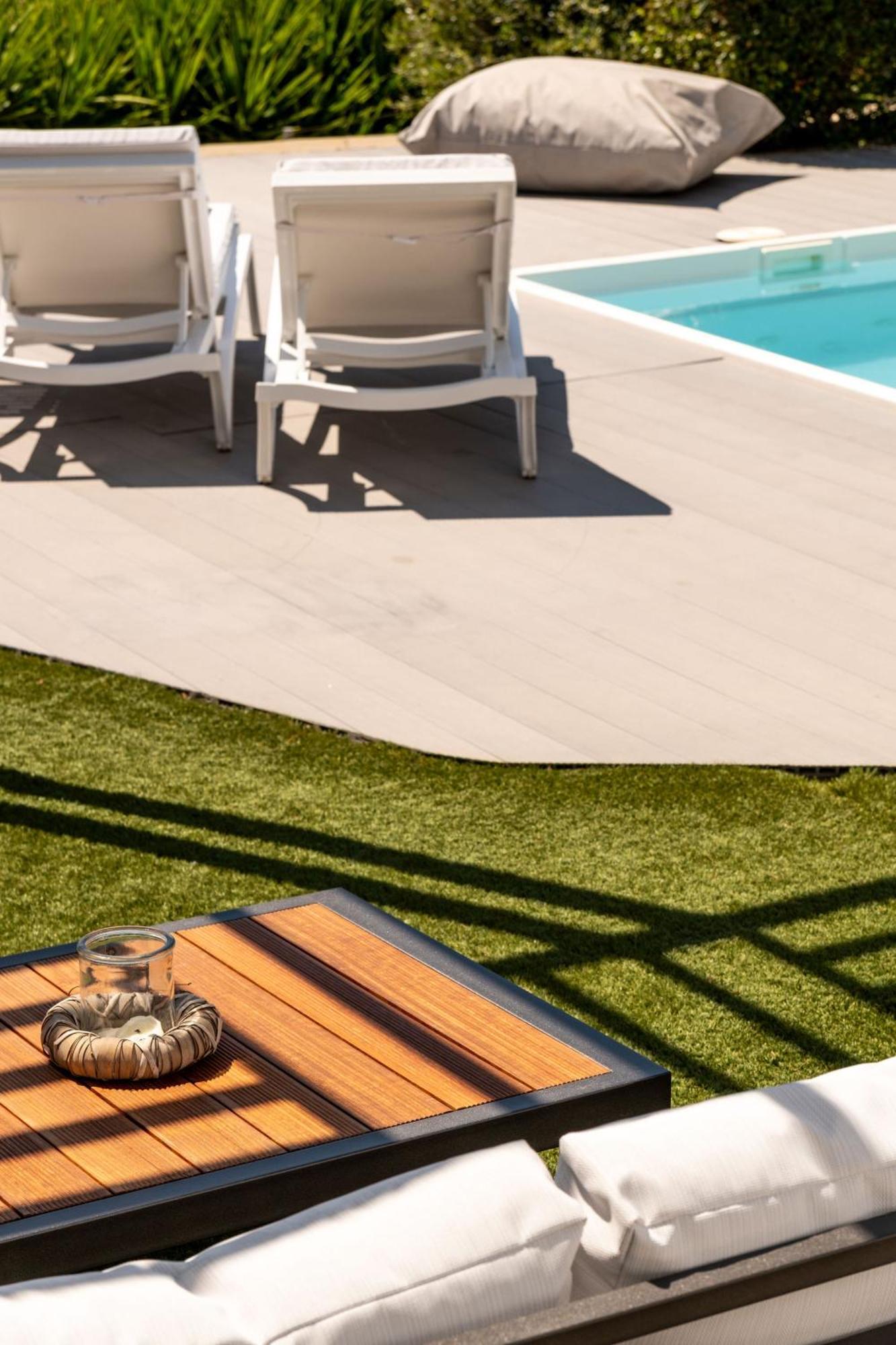 Azzurro Bianco Suites Páros 外观 照片