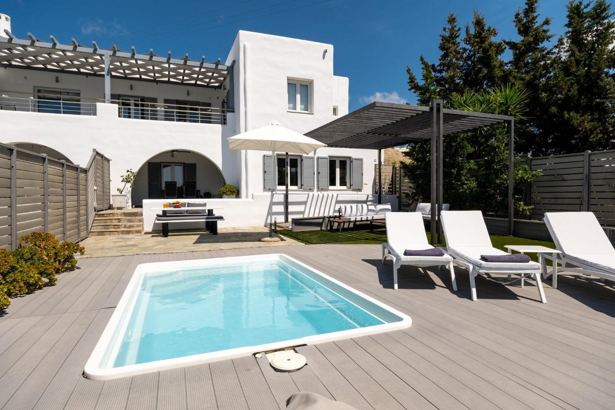 Azzurro Bianco Suites Páros 外观 照片