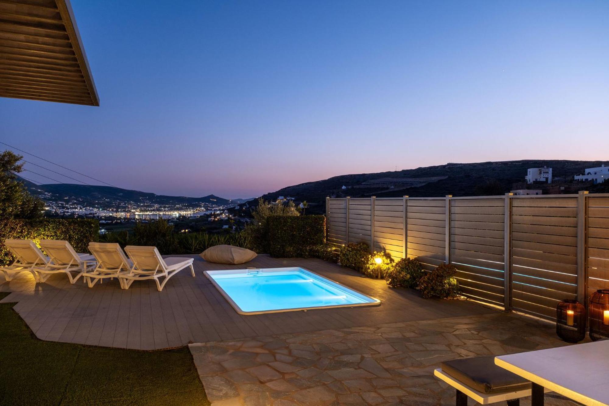 Azzurro Bianco Suites Páros 外观 照片