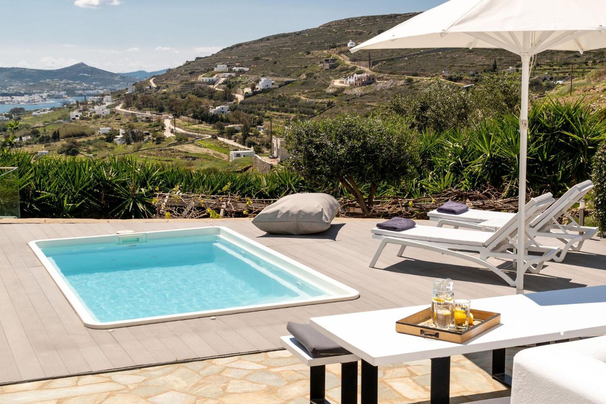 Azzurro Bianco Suites Páros 外观 照片