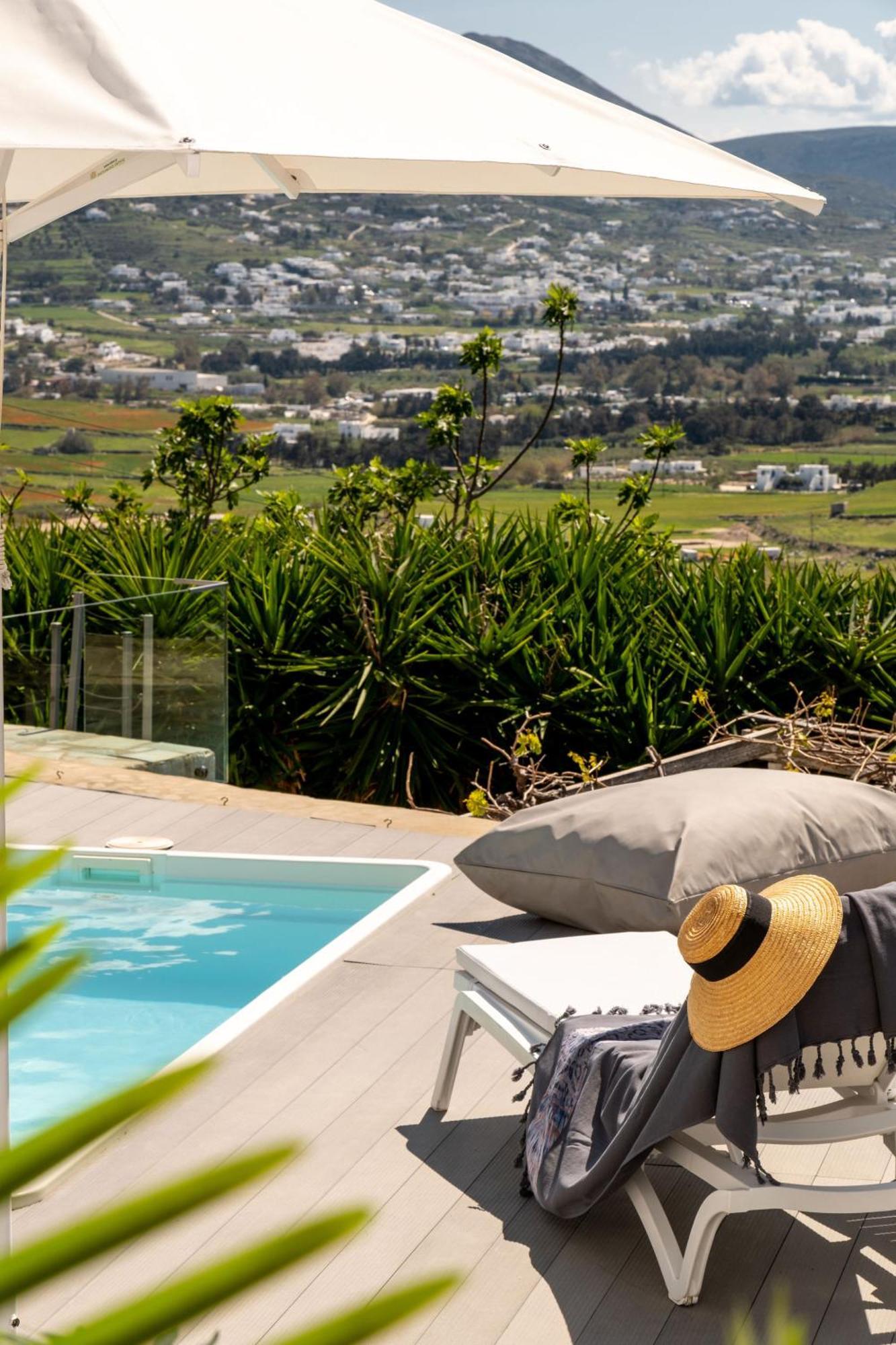 Azzurro Bianco Suites Páros 外观 照片