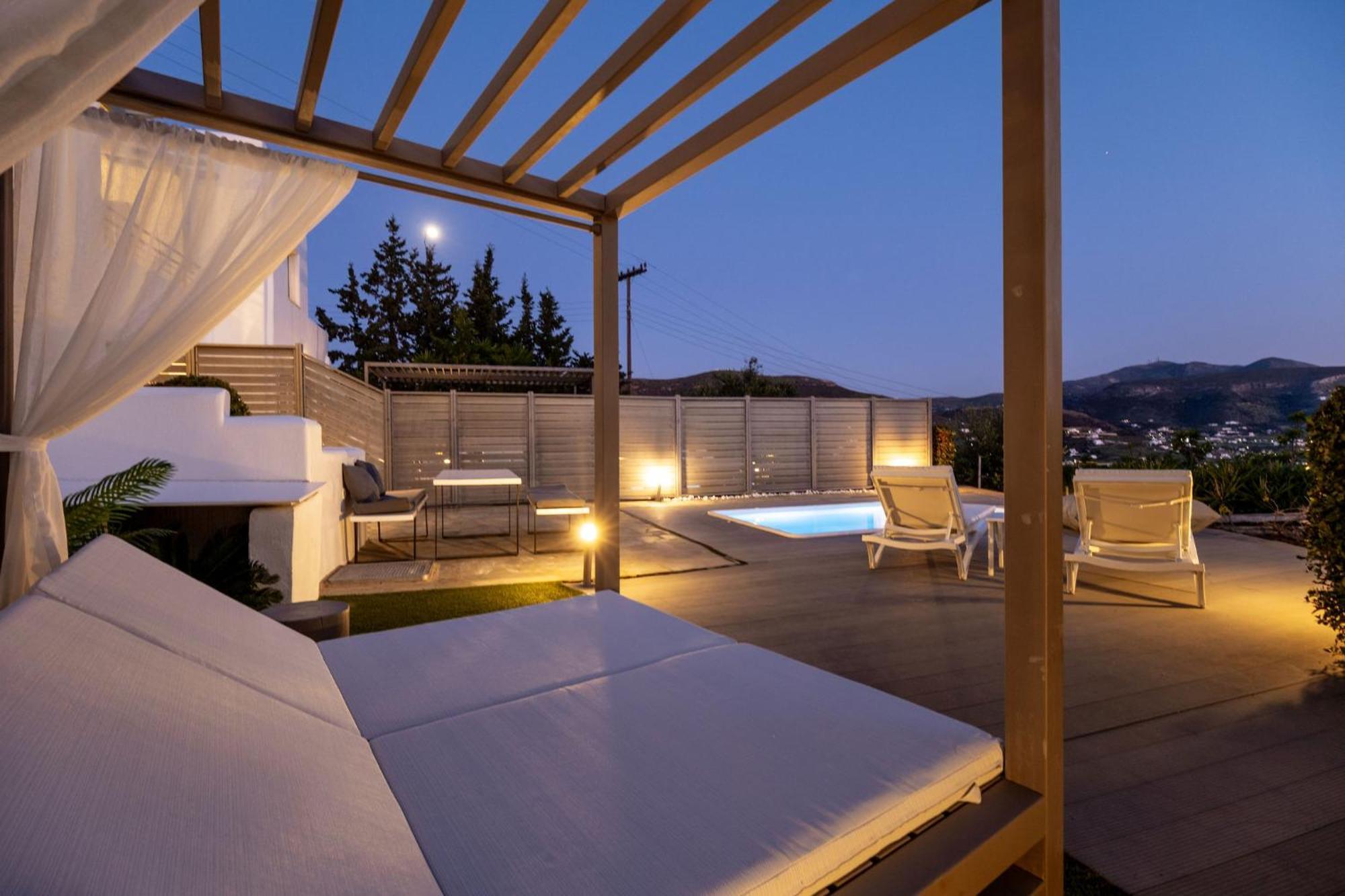 Azzurro Bianco Suites Páros 外观 照片
