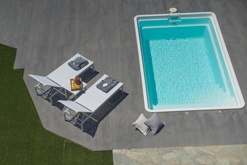 Azzurro Bianco Suites Páros 外观 照片