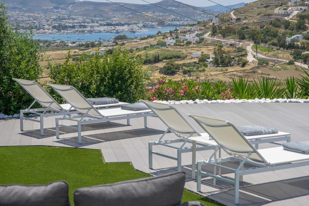 Azzurro Bianco Suites Páros 外观 照片